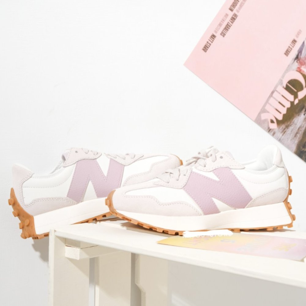 New Balance 327 Womens Sneakers Shoes Moonbeam & December sky various size 6 - Picture 15 of 16